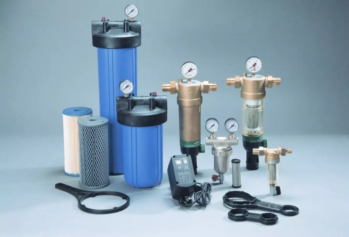 Coarse ջրի մաքրման ֆիլտրերով տեղադրման սորտեր եւ կանոններ