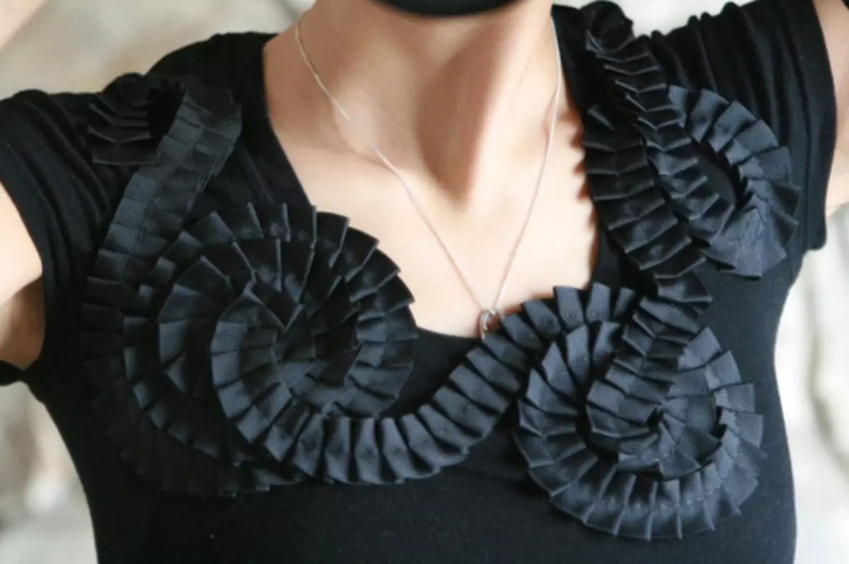 Dekor odjeće to učinite sami: Ideje za ukrašavanje i perle sa fotografijama
