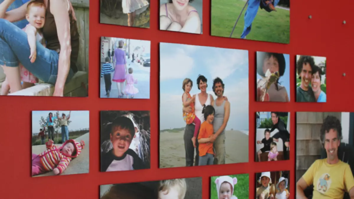 Sådan laver du en collage af billeder med dine egne hænder på væggen: Master klasse med video