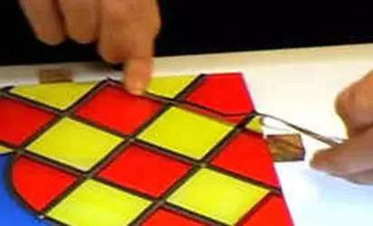 Video lesse van gebrandskilderde vensters met hul eie hande: Meester klas vir beginners, vervaardiging in Tiffany Technique