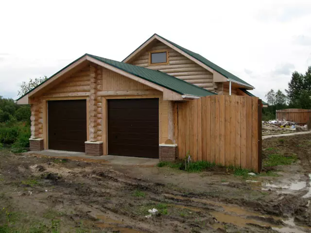 Wooden Garage: konstruksiyon gamit ang iyong sariling mga kamay