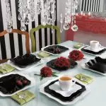 We serveren een tafel met smaak: selectie van gerechten, apparaten en accessoires [stijlvolle sets]