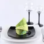 Hur vackert vikta servetter för det festliga bordet: olika alternativ [Master Classes]