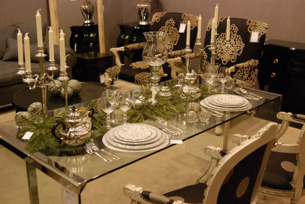 Setelan meja ing gaya Prancis