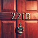 Appartementnummer bij de ingangsdeur: soorten producten en bijlagen (+45 foto's)