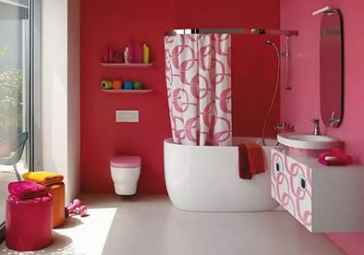 Fürdőszoba belseje WC-vel kombinálva: Hogyan kell csinálni szépen és praktikus kis helyen (38 fotók)