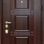 Elija la puerta de entrada al apartamento: Características de las estructuras y consejos de profesionales.