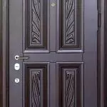 Scegli la porta d'ingresso per l'appartamento: caratteristiche di strutture e consulenza di professionisti