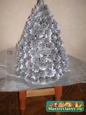 Ako urobiť vianočný strom z FIR BUMPS s vlastnými rukami s fotografiami a videami