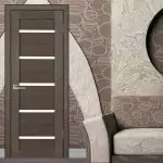Wenge spalvų durys šiuolaikinių apartamentų interjere: funkcijos ir patarimai, kaip pasirinkti | +48 nuotraukos