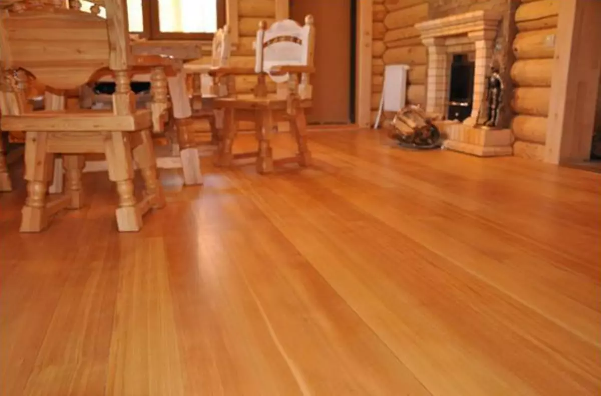 How to choose the material and lay the floor from larch