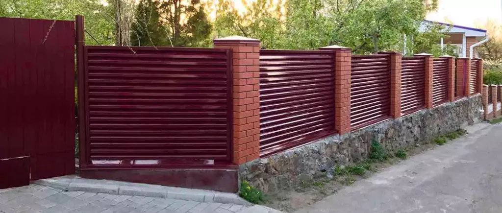 Where can I buy a fence in St. Petersburg? Right choice