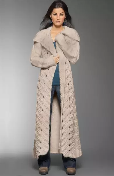 Gebreide Coat Met Knitting Veerpatroon