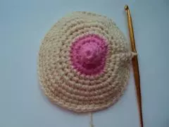 Crochet travesseiro: esquemas com descrição e vídeo