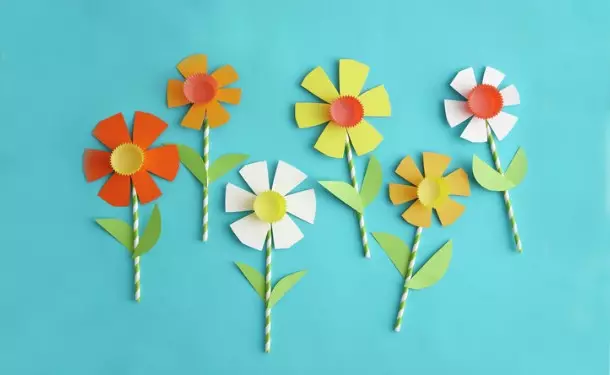 Spring crafts sa kindergarten gawin ito mula sa napkin at karton