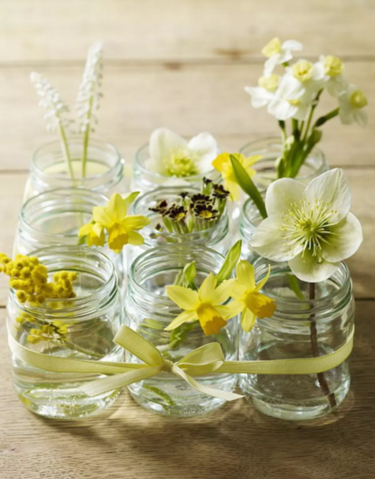 Vase med egne hender fra naturlig materiale: Hvordan lage en innredning fra banken