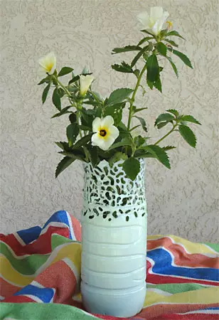 Vase avec vos propres mains de matériau naturel: comment faire un décor de la banque
