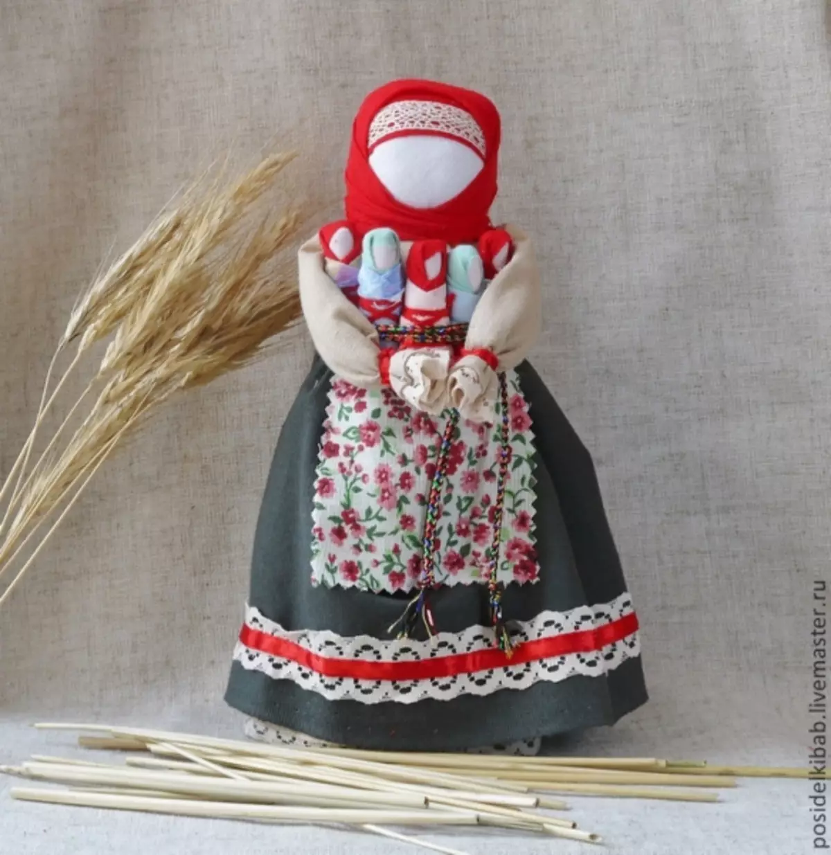 Народна лялька своїми руками з тканини: майстер-клас з фото та відео