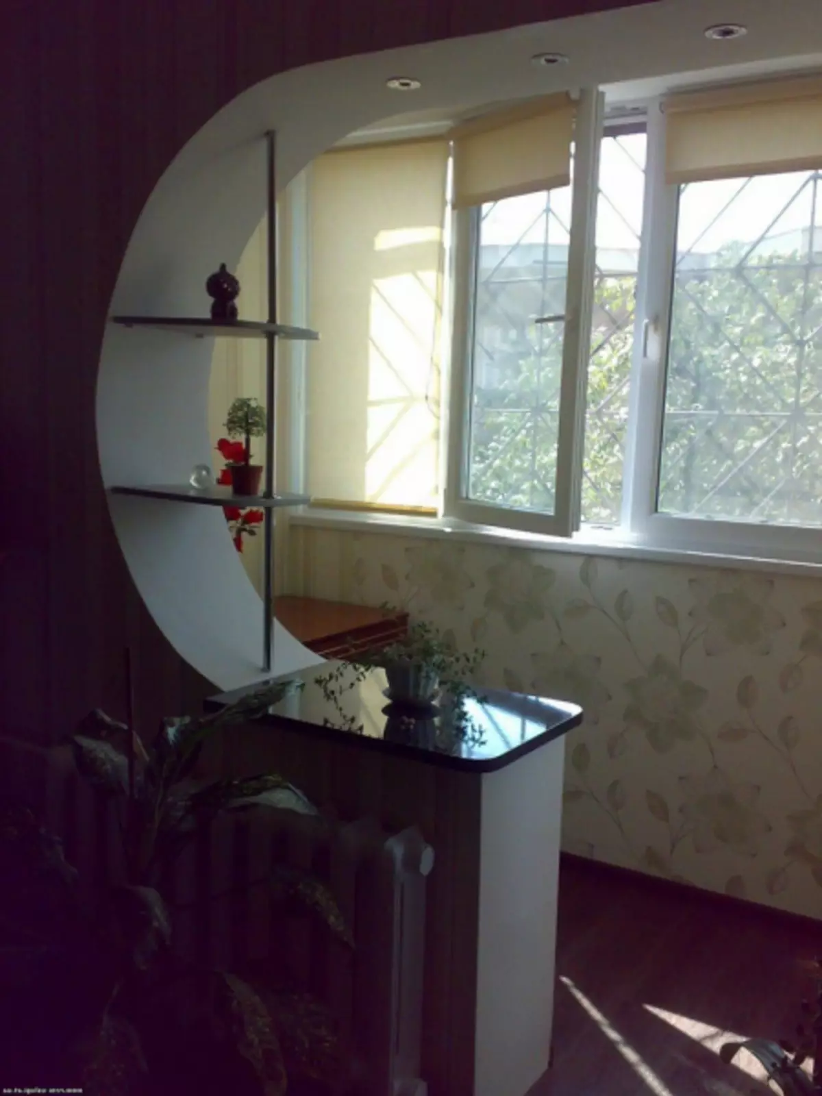 Balkon sebagai bagian dari ruangan di interior dan desainnya (40 foto)