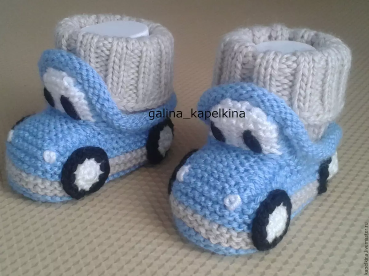 Crochet slippers: video lessons for beginners with schemes