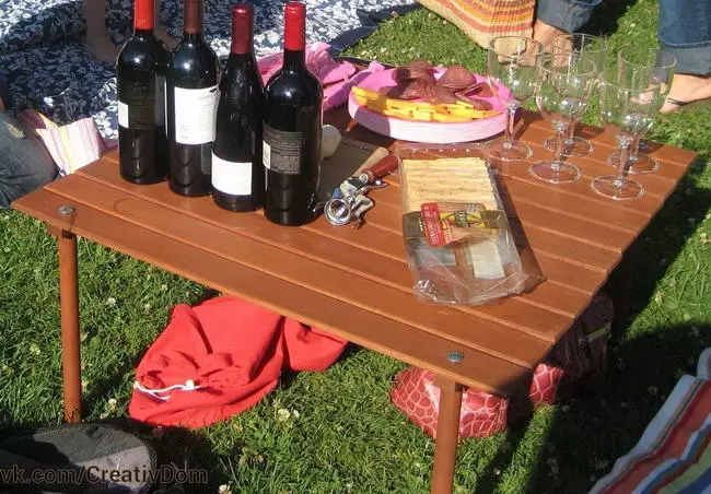 Jednostavan domaći stol za piknik