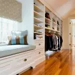 Enchantment of dressing room in the hallway: simple options and original solutions