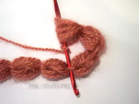 Nguzo za Crochet Lush katika mduara: Mipango na Video