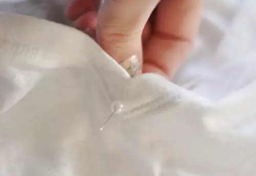 كيفية تزيين قميص أبيض