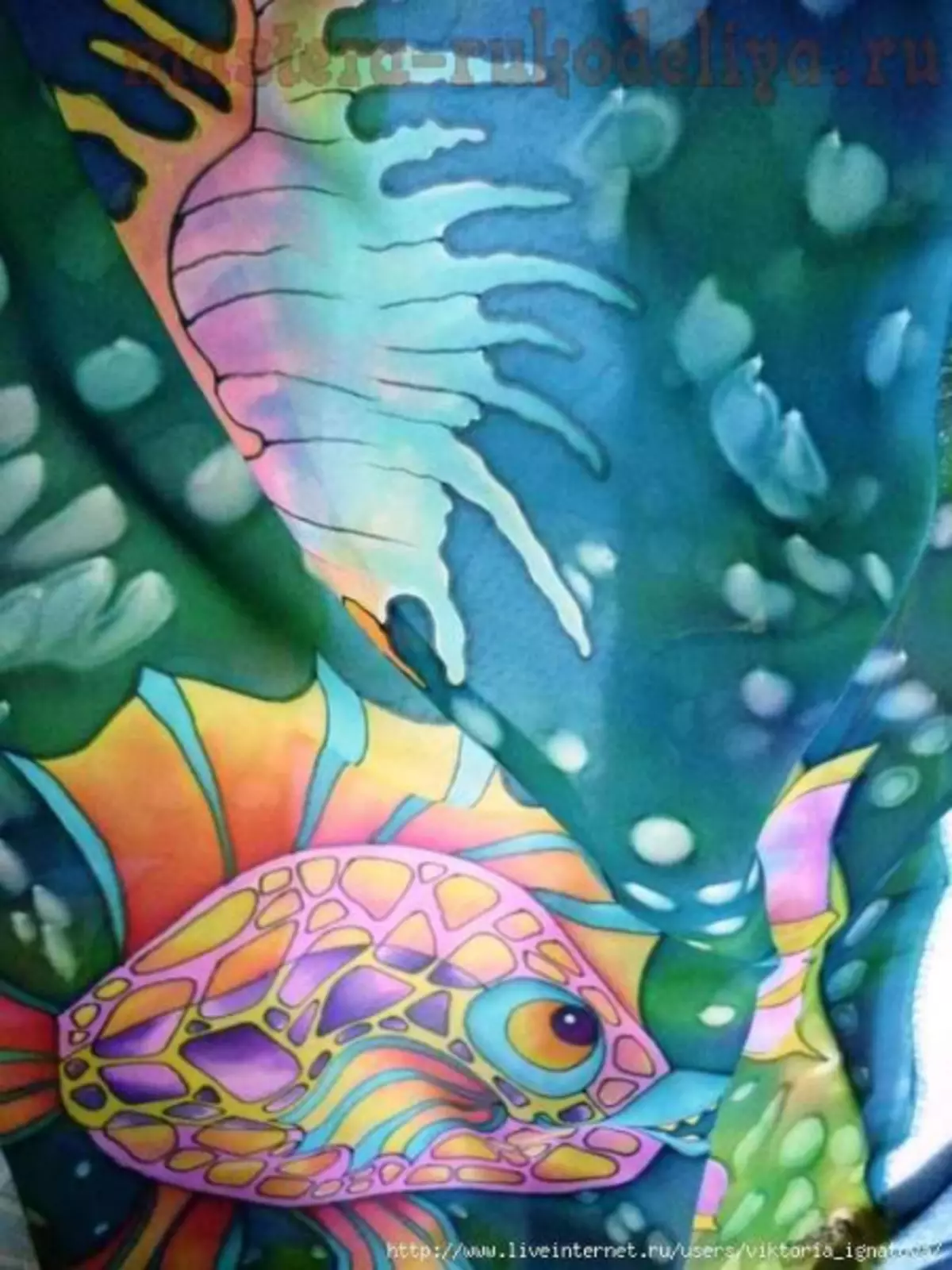 Batik: maalimine kangast algajatele, fotode ja videote põhiklassile