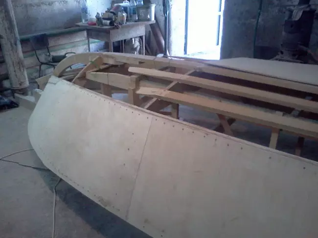 قارب المشي رائع من الخشب الرقائقي تفعل ذلك بنفسك