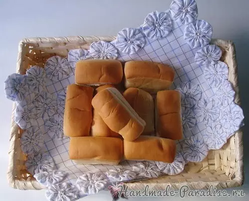 Sew napkin for bread