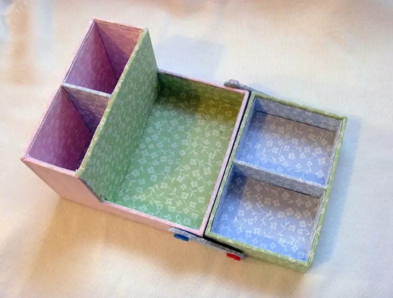Organizer with your hands from handicraft boxes: master class with photo