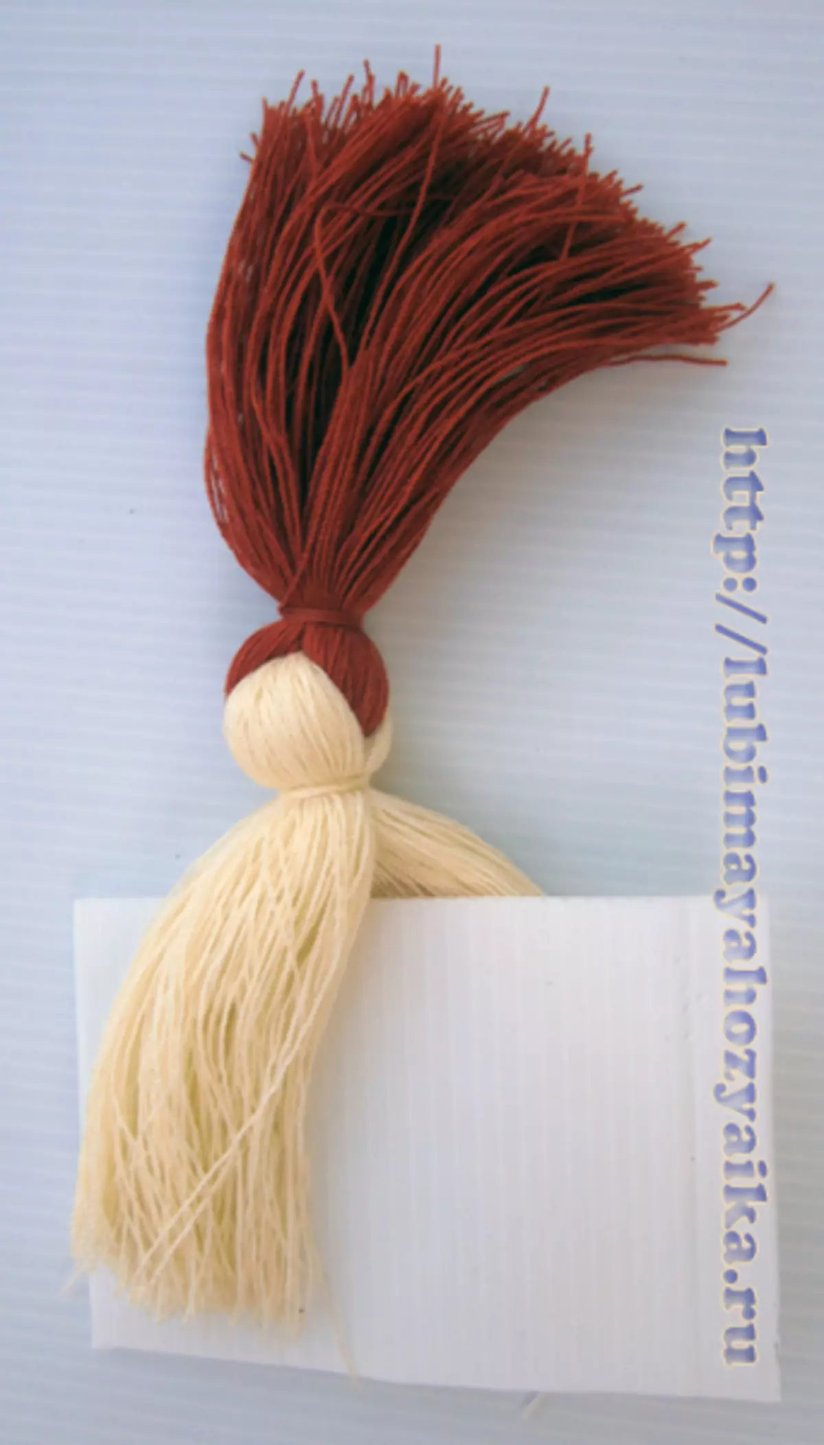 Threads Moulinから人形を作る方法：写真とステップバイステップの指示