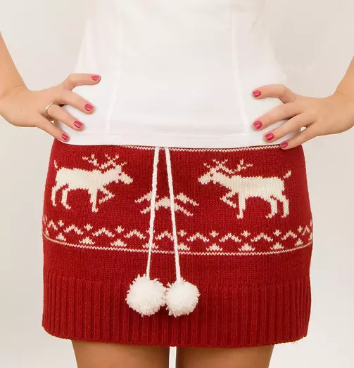 Sweaters skirt with their own hands