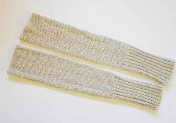 Sådan laver du sokker fra en sweater