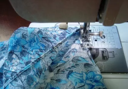 Cum de a coase o rochie de vară pe un umăr cu propriile mâini: model și clasa master prin coasere