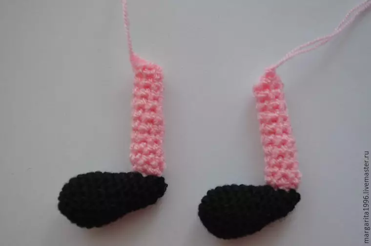 Peppa Crochet सुअर: छोटी टोपी बुनाई के लिए मास्टर क्लास