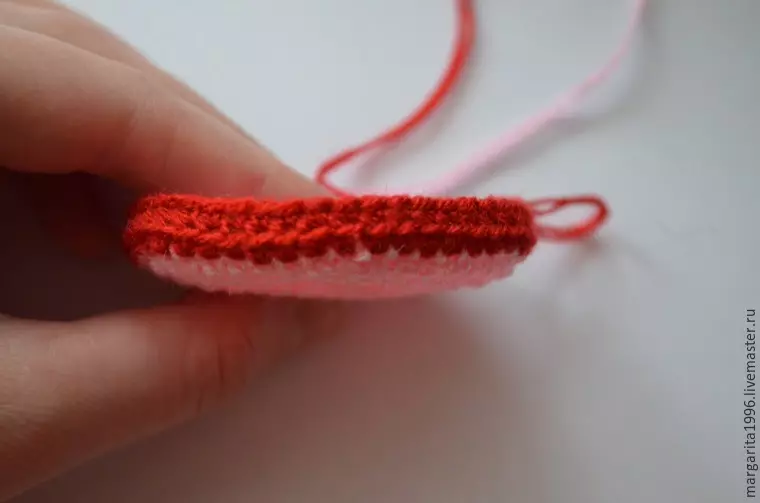 Pink Crochet babi: Kelas Master pikeun nyulam topi sakedik