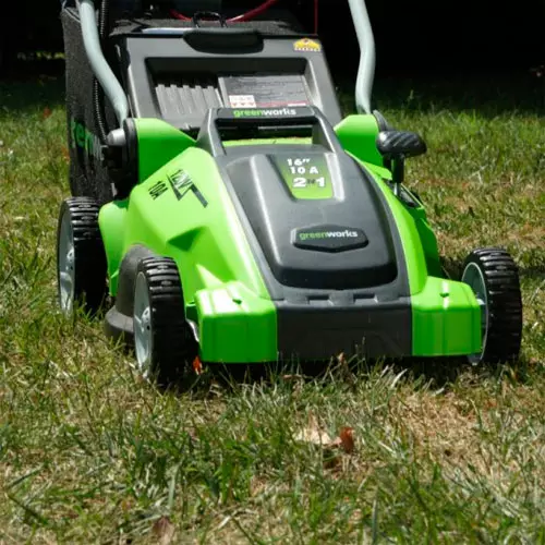 GreenWorks Lawn Mowers：功能，福利