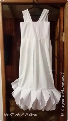 Сукня з підручного матеріалу для дівчинки: майстер-клас з фото