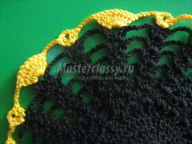 Sonneblummen Servietten Crochet: Schema a Beschreiwung mat Video