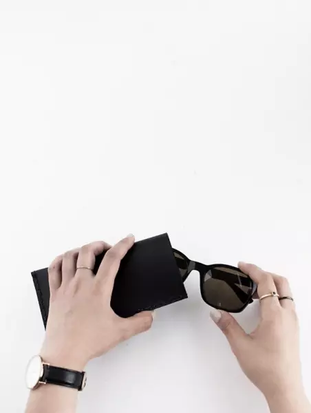 Case for glasses with your own leather hands: Master class with photo