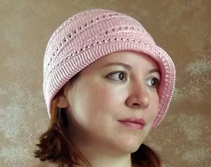 Жіноча літня шапка гачком: майстер-клас з відео