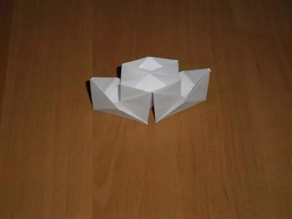 Πώς να φτιάξετε ένα χαρτί πλοίο να το κάνετε μόνοι σας