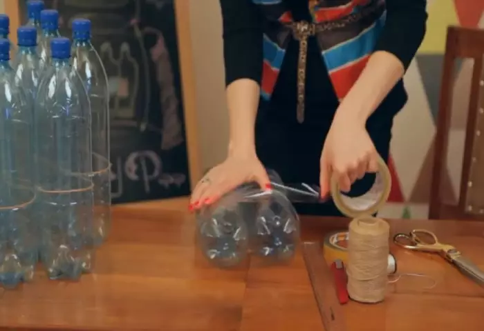 Puff botol plastik: kelas master dengan foto dan video