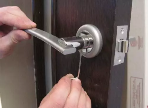 რჩევები როგორ უნდა აირჩიოთ საკეტები interroom კარები