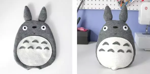 צעצוע רך totoro עם הידיים שלו