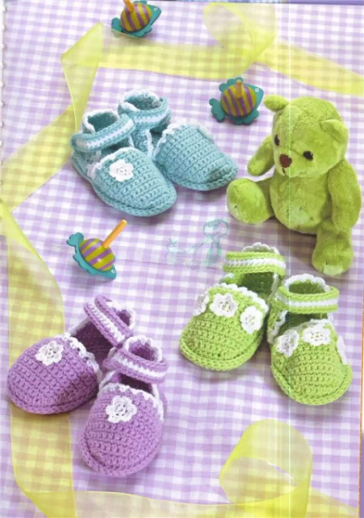 Crochet-booties foar begjinners: Skema's mei in beskriuwing, hoe mei booties mei fideo en foto's te knipt