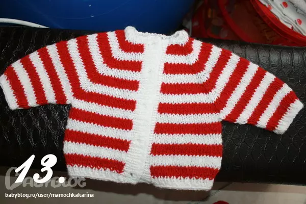 Sweater innittjat għat-tifla bil-labar tan-knitting: Għażliet għat-tifla sentejn, blouse miftuħa tagħmel lilek innifsek