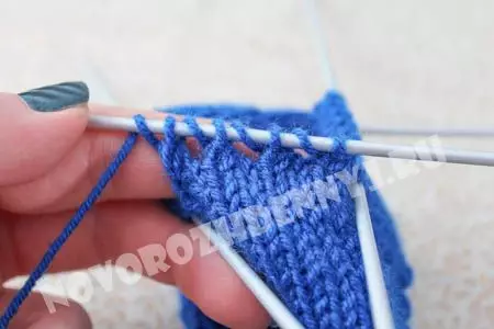 Knitting for newborns with description and photo: master knitting for girls and boys with schemes